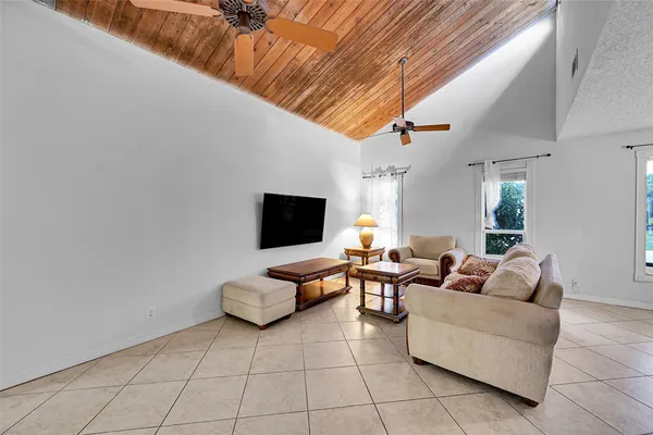 $4,050 | 1361 Southwest 26th Avenue, Deerfield Beach, FL 33442