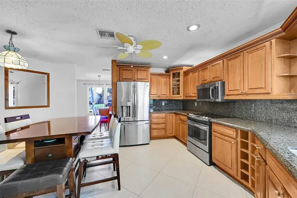 $4,050 | 1361 Southwest 26th Avenue, Deerfield Beach, FL 33442