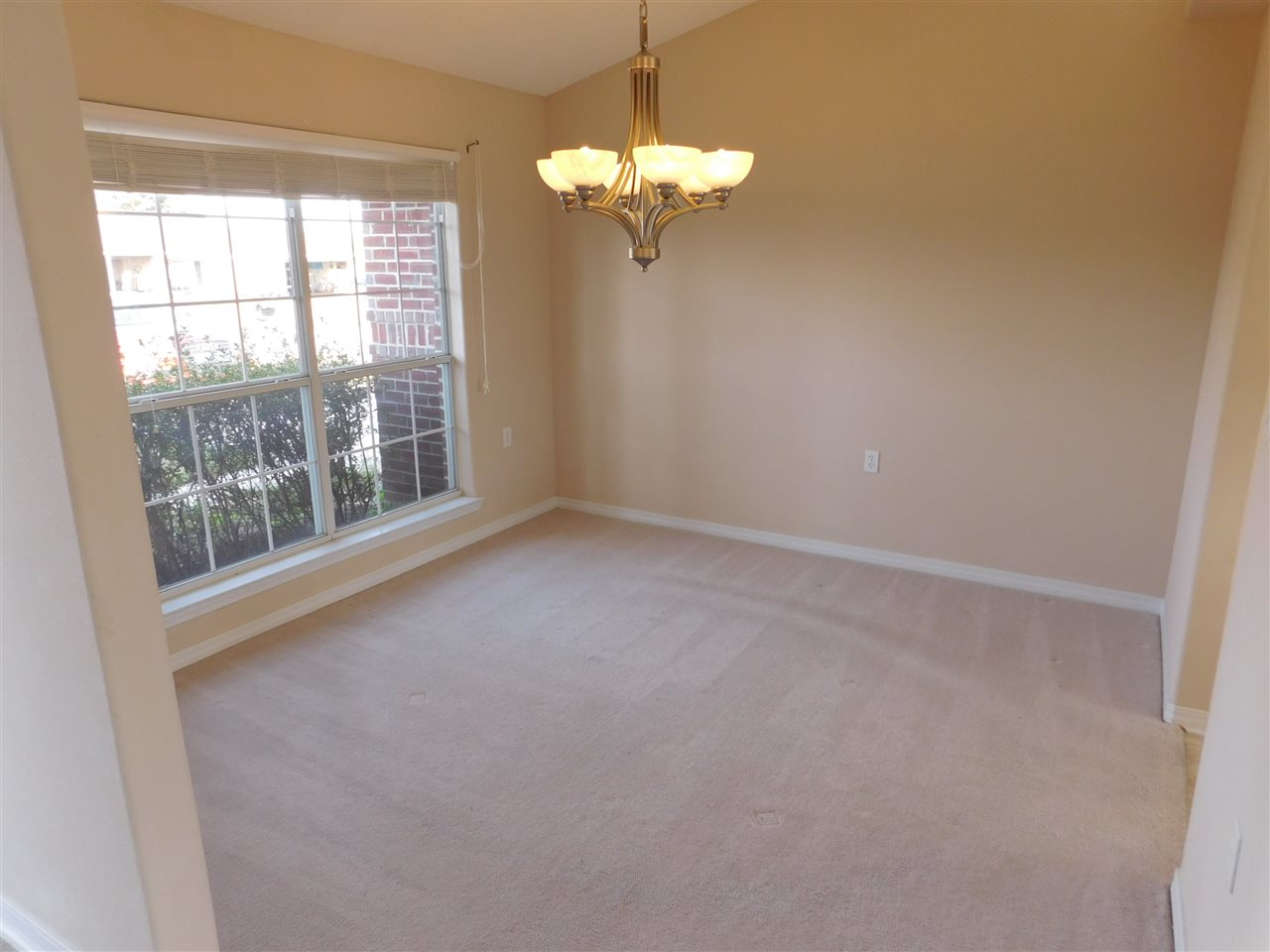 25818 Barbi Lane Elberta, AL 36530 - Photo 8 of 41 Dining Room