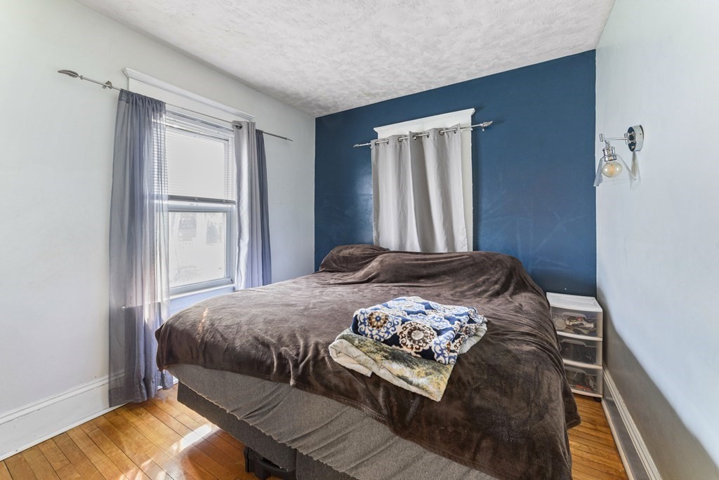 16 Eldert Street Springfield, MA 01109 - Photo 17 of 29