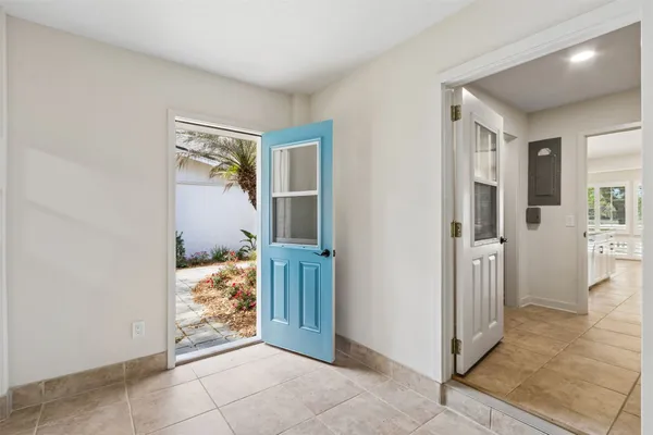 $1,295,000 | 18 Belted Kingfisher Road, Fernandina Beach, FL 32034