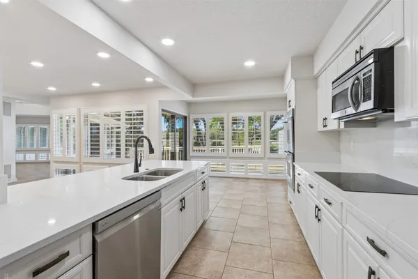 $1,295,000 | 18 Belted Kingfisher Road, Fernandina Beach, FL 32034