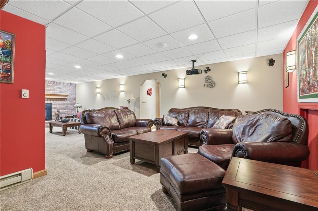 103 Seminole Trail Butler, PA 16001 - Photo 30 of 50 a living room with furniture