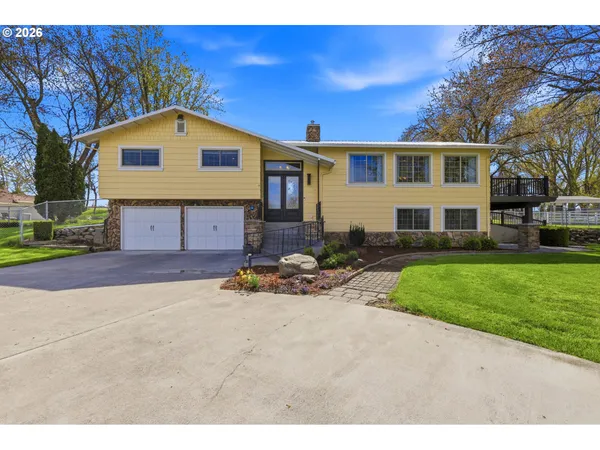 $759,000 | 1290 East Highland Avenue, Hermiston, OR 97838