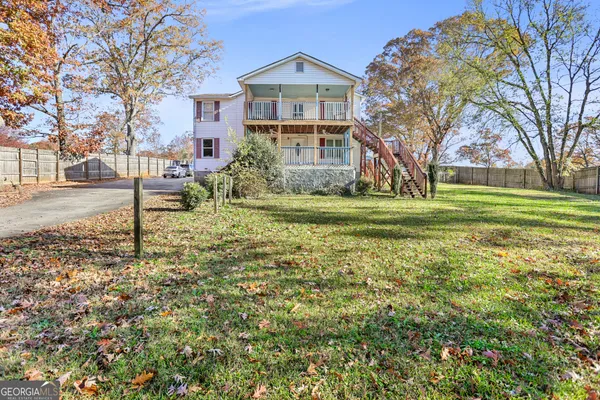 a house view with a outdoor space