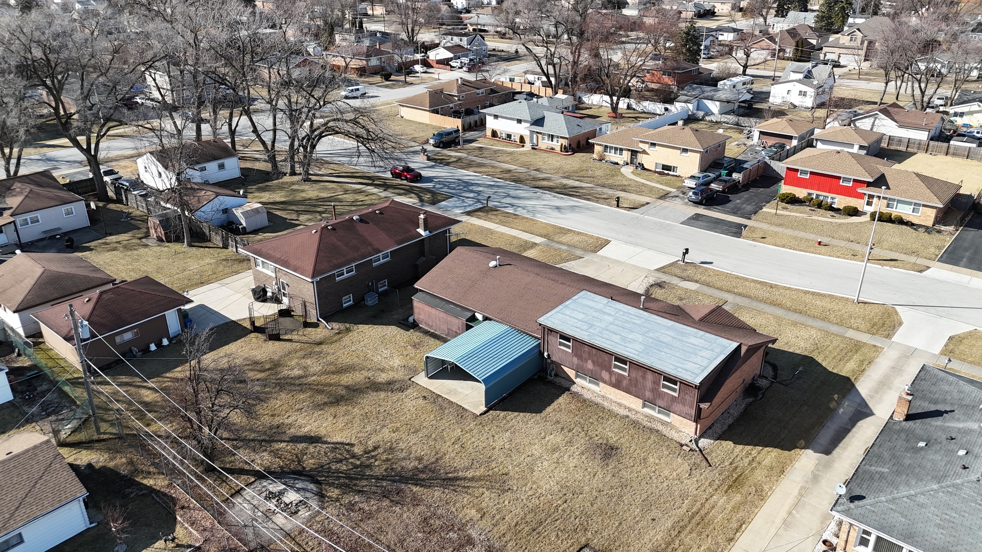 4937 West 85th Place Burbank, IL 60459 - Photo 26 of 32 an aerial view of a houses