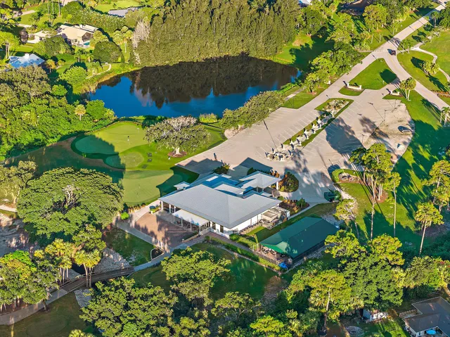 $1,189,000 | 1550 Southwest St Andrews Drive, Palm City, FL 34990