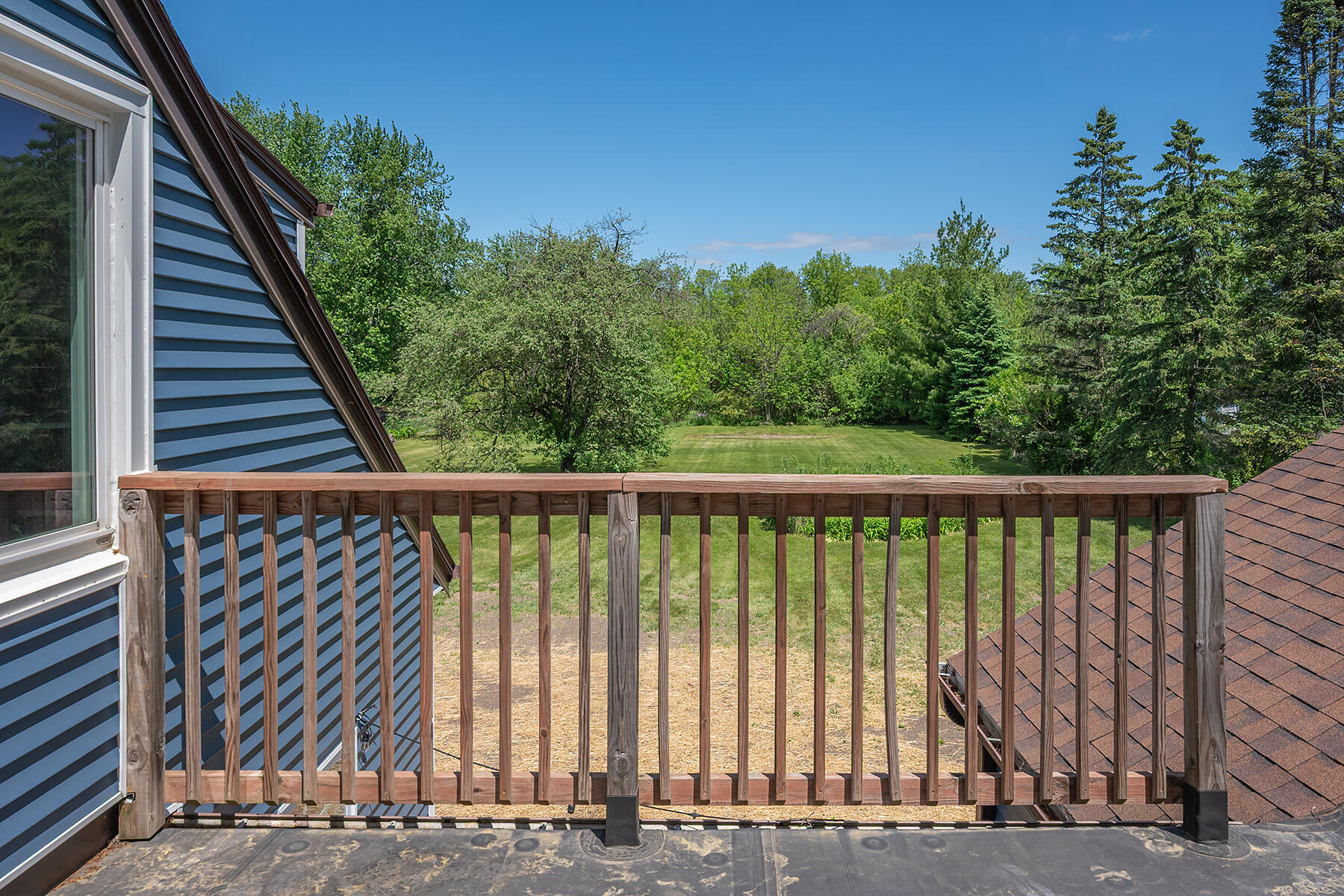 7920 West Puetz Road Franklin, WI 53132 - Photo 36 of 44 Upper porch