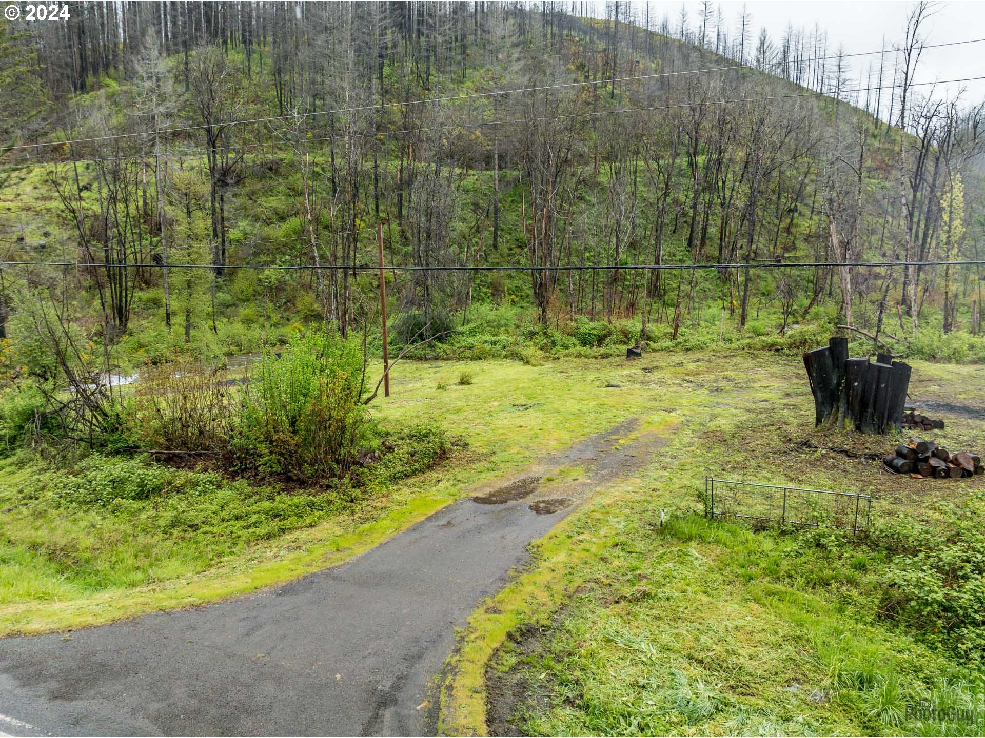46734 Goodpasture Road Vida, OR 97488 - Photo 13 of 30 Gallery Image 13
