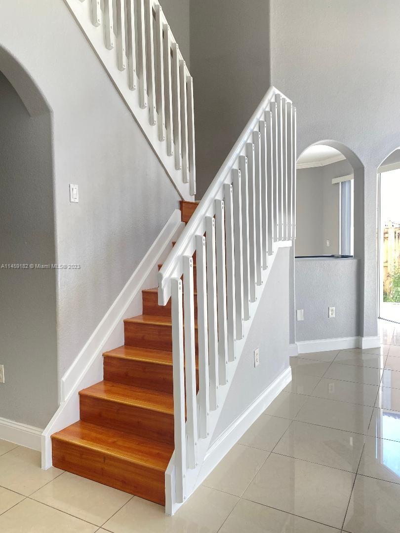 5586 Northwest 112th Path Doral, FL 33178 - Photo 14 of 30 a view of entryway