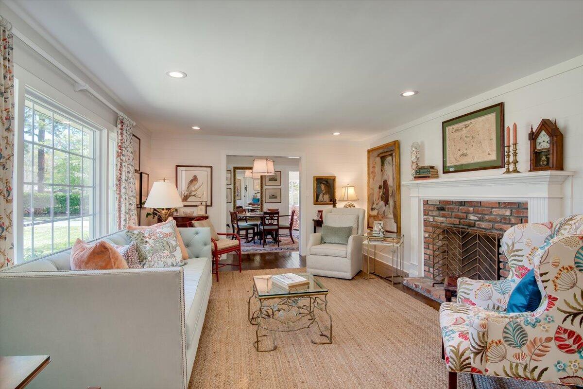 837 Brandy Road Aiken, SC 29801 - Photo 4 of 36