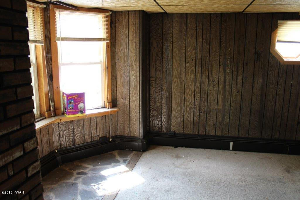 611 Spring Street Hawley, PA 18428 - Photo 12 of 15