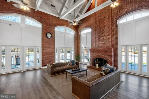 $440,000 | 5715 Chapman Mill Drive, Unit 350, Rockville, MD 20852