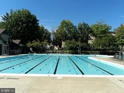 $440,000 | 5715 Chapman Mill Drive, Unit 350, Rockville, MD 20852