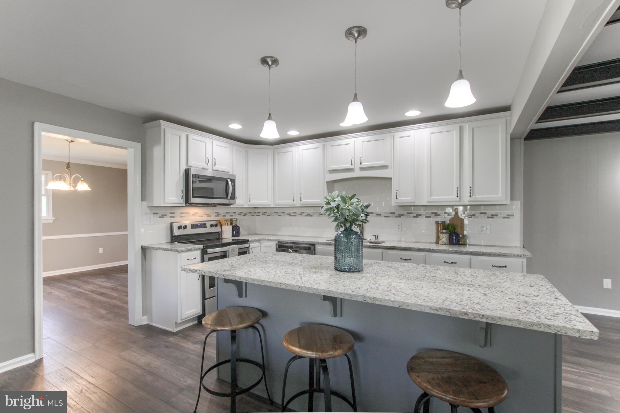419 Susan Road Harrisburg, PA 17109 - Photo 3 of 42 Gallery Image 3