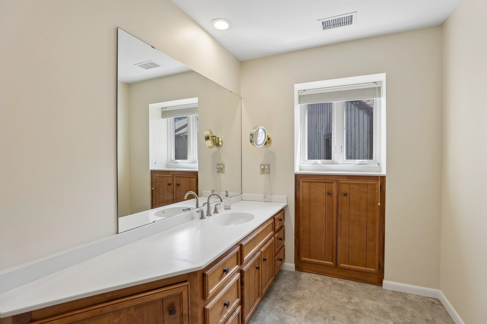 2843 Century Harbor Road, Unit 4 Middleton, WI 53562 - Photo 19 of 46