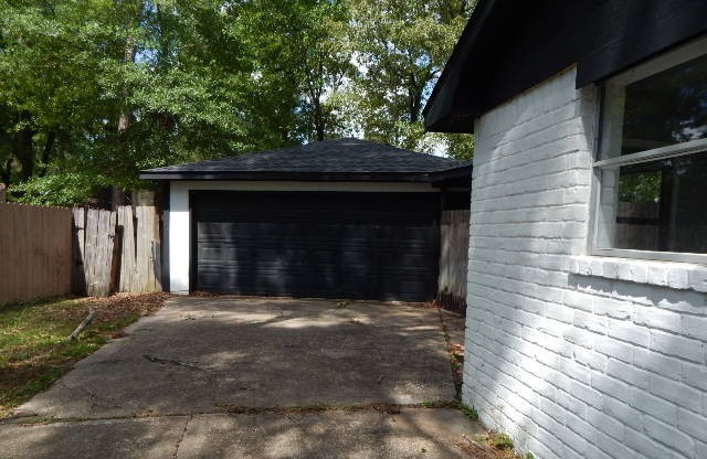 22719 Lemon Grove Drive Spring, TX 77373 - Photo 5 of 6 Garage