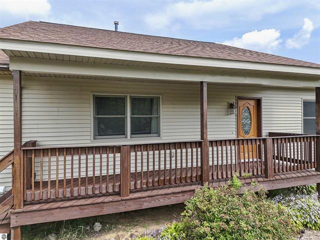 402 West 32 Road Boon, MI 49618 - Photo 11 of 44 11