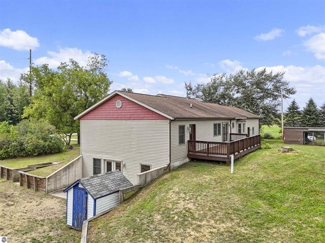 402 West 32 Road Boon, MI 49618 - Photo 13 of 44 13
