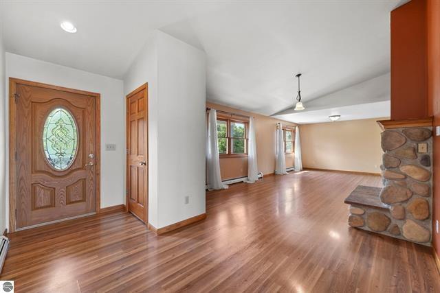 402 West 32 Road Boon, MI 49618 - Photo 16 of 44 16