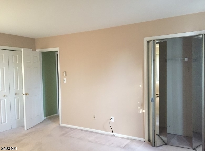 651 Riverside Avenue, Unit B13 Lyndhurst, NJ 07071 - Photo 4 of 13 Gallery Image 4