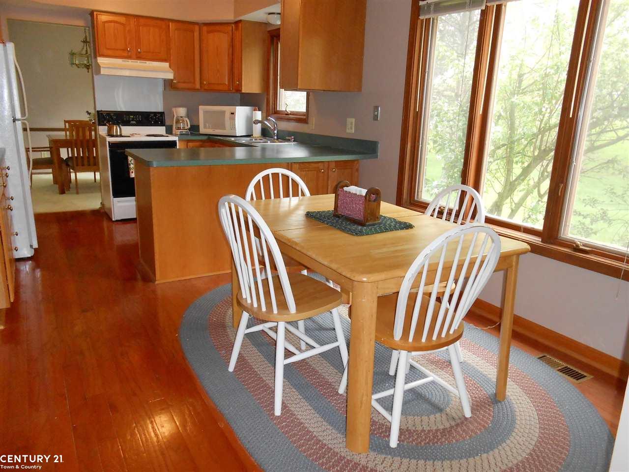 2408 Chalet Drive Rochester Hills, MI 48309 - Photo 17 of 49