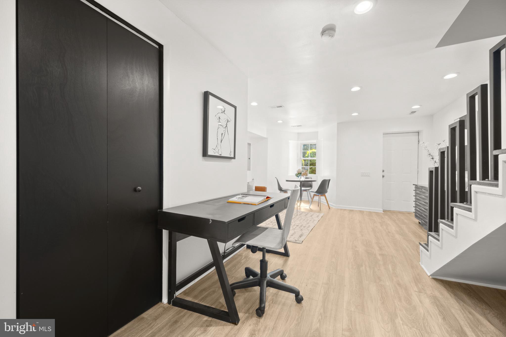 41 R Street Northwest Washington, DC 20001 - Photo 30 of 43 a view of a dining room with furniture