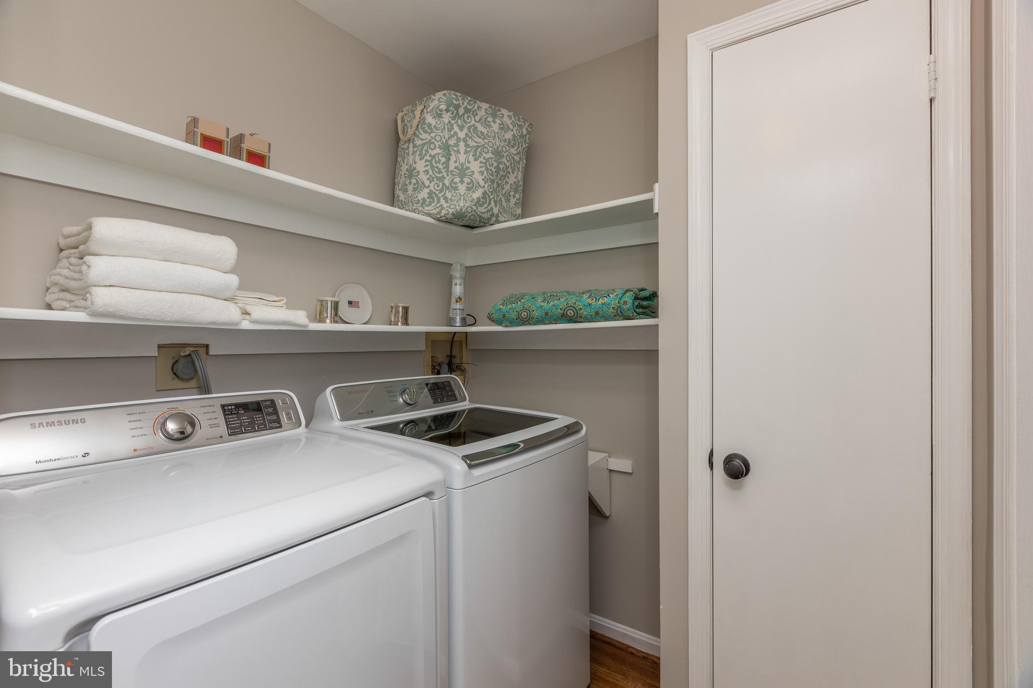 10016 Oakton Terrace Road Oakton, VA 22124 - Photo 21 of 28 Gallery Image 21
