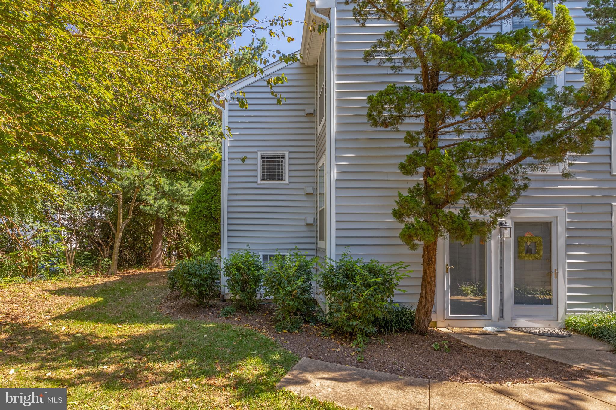 10016 Oakton Terrace Road Oakton, VA 22124 - Photo 25 of 28 Gallery Image 25