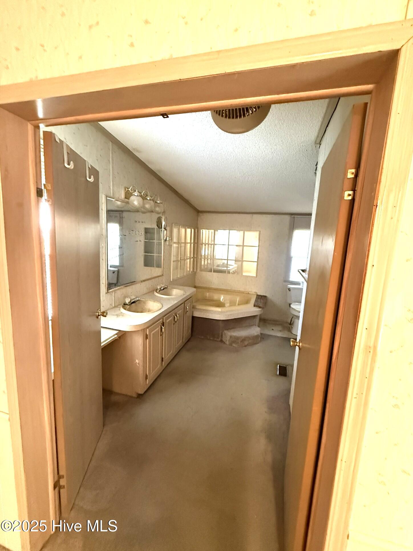 771 Factory Road Hampstead, NC 28443 - Photo 13 of 21 Primary Bath