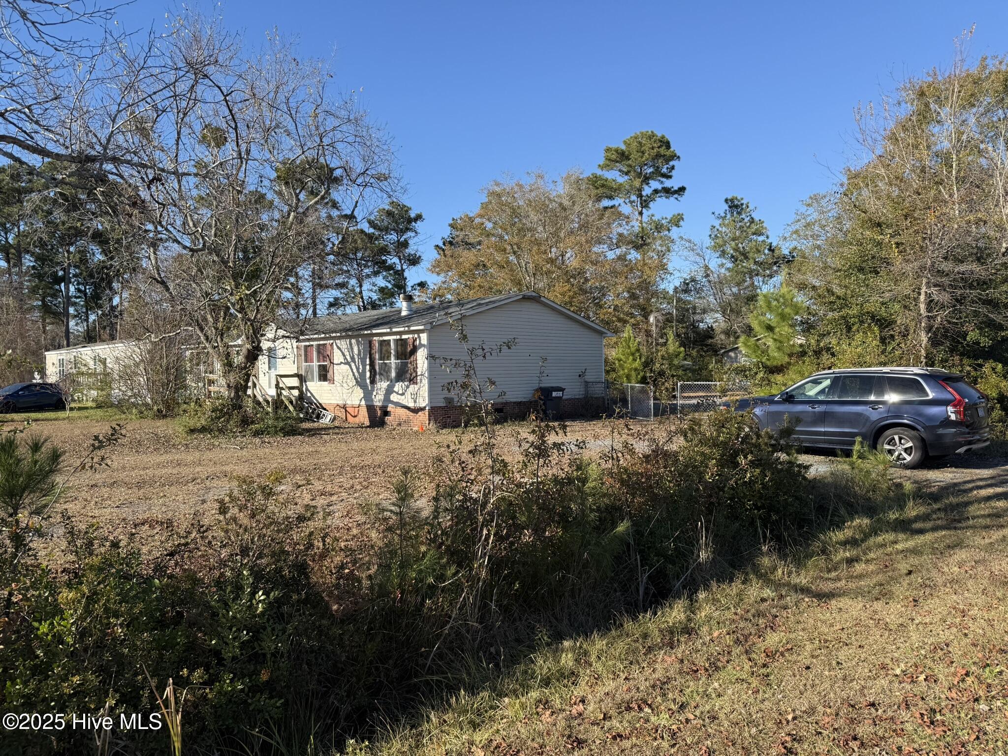 771 Factory Road Hampstead, NC 28443 - Photo 4 of 21 Side View