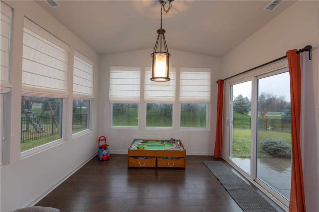 14423 Glapthorn Road Fishers, IN 46037 - Photo 12 of 30 Gallery Image 12