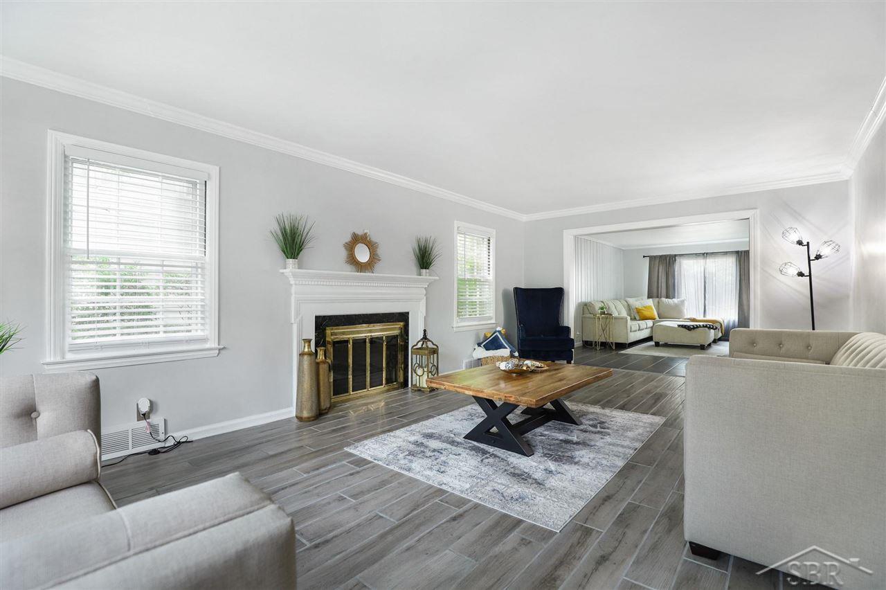 12 Benton Road Saginaw, MI 48602 - Photo 9 of 67 50082376-8.JPG