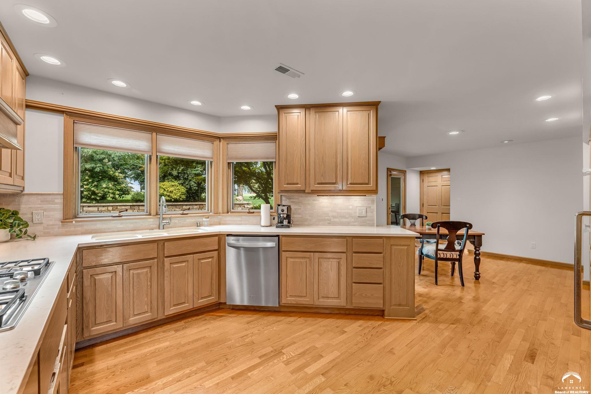 1908 Crossgate Drive Lawrence, KS 66047 - Photo 14 of 65