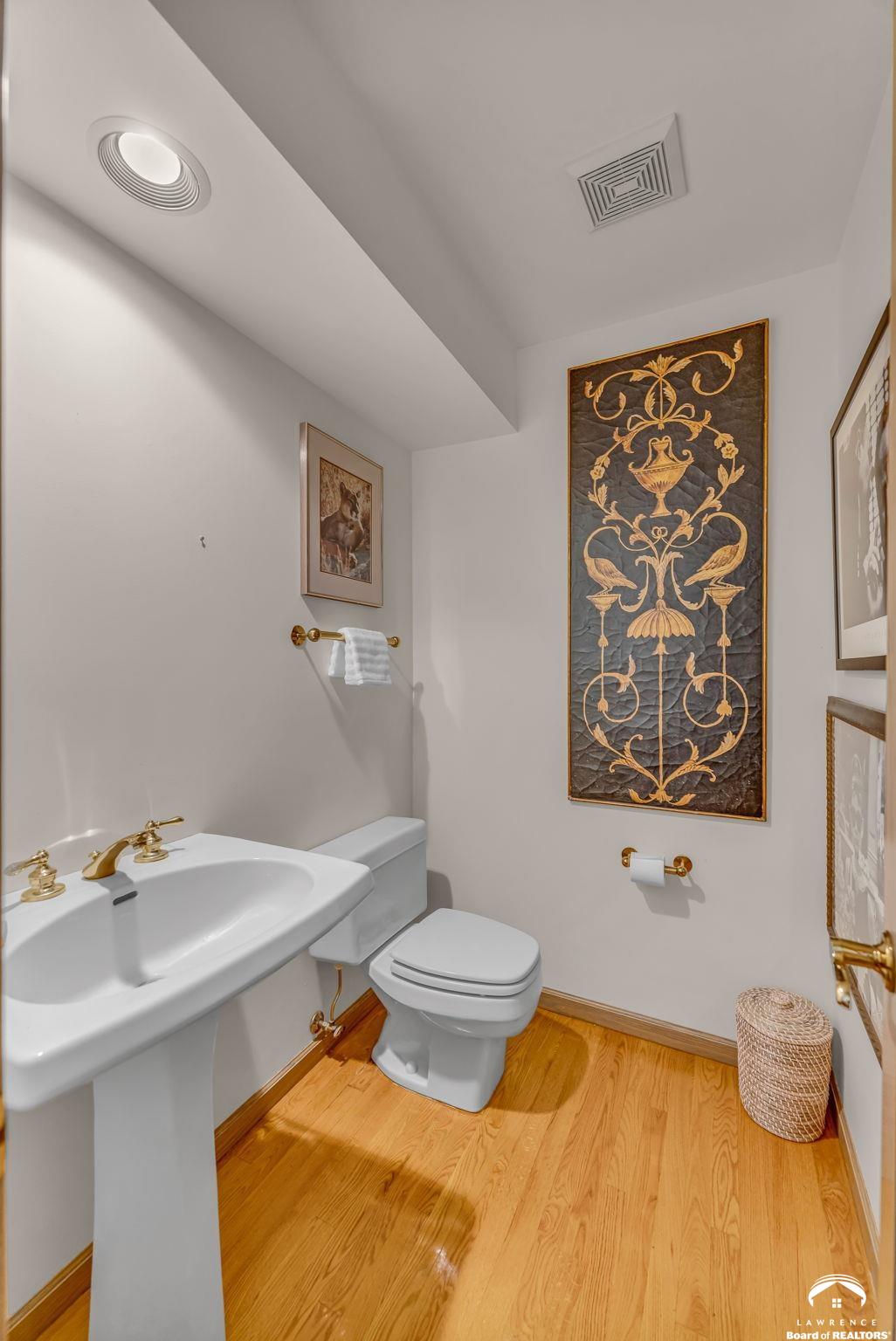 1908 Crossgate Drive Lawrence, KS 66047 - Photo 22 of 65