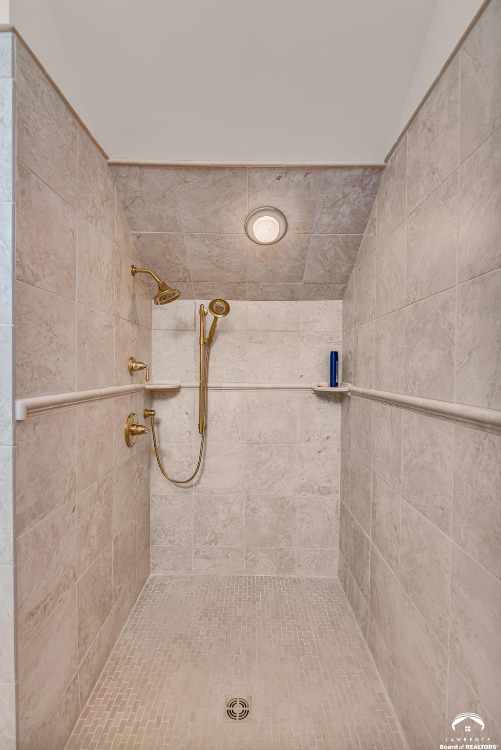 1908 Crossgate Drive Lawrence, KS 66047 - Photo 28 of 65