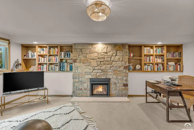 $558,000 | 1908 Crossgate Drive, Lawrence, KS 66047