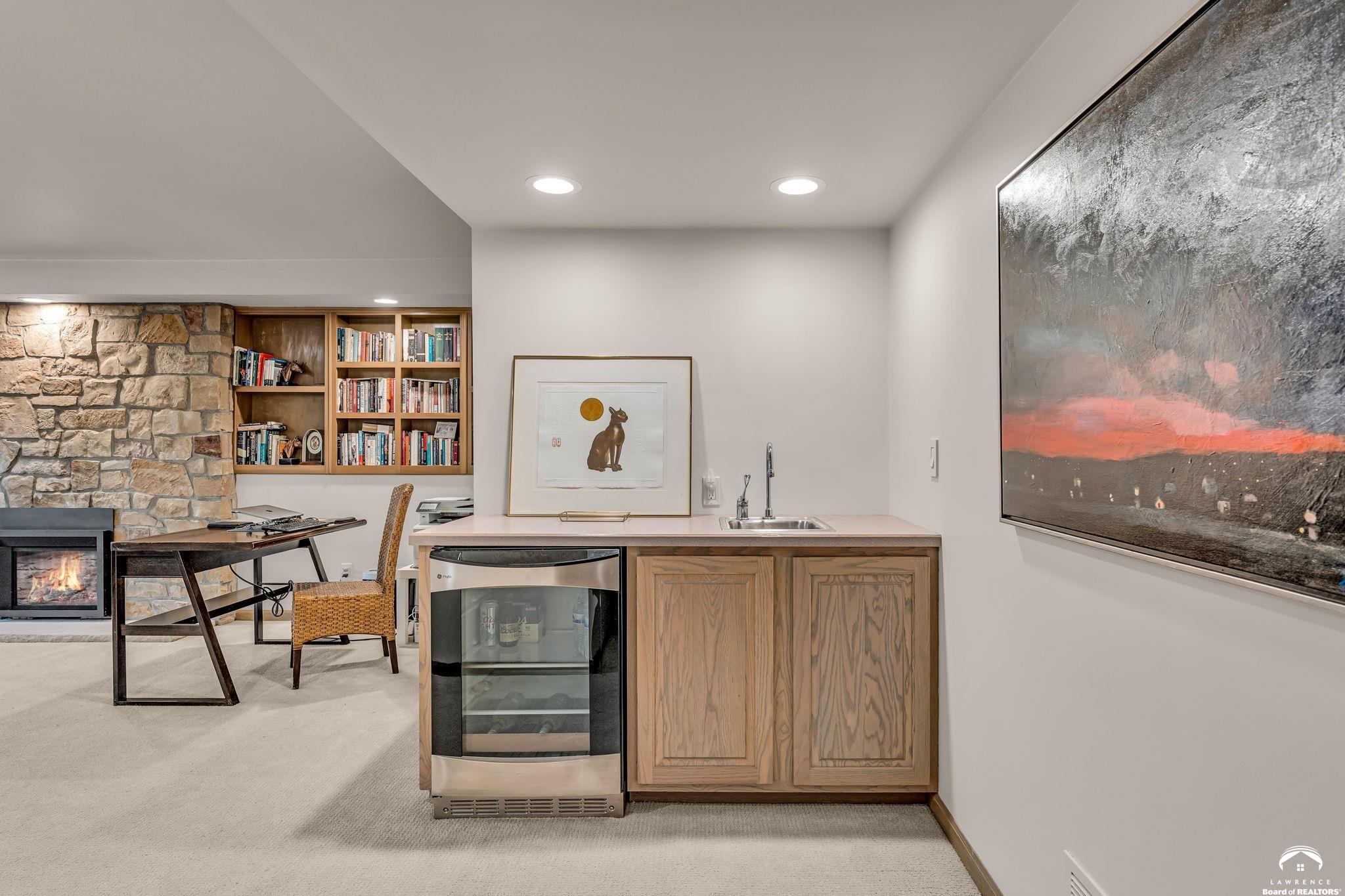 1908 Crossgate Drive Lawrence, KS 66047 - Photo 39 of 65