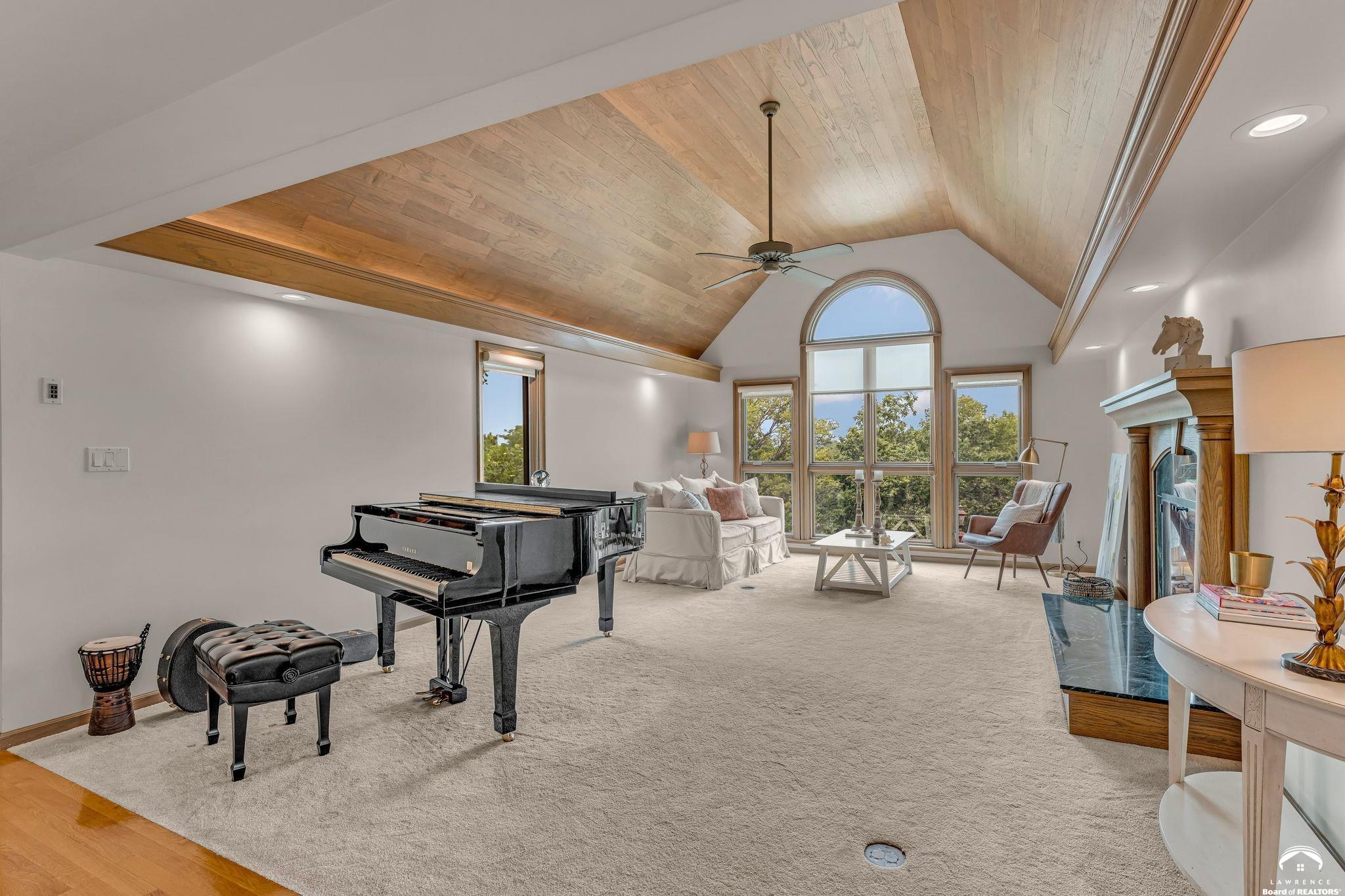 1908 Crossgate Drive Lawrence, KS 66047 - Photo 7 of 65