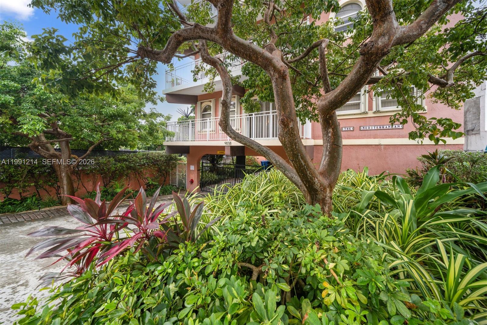 9008 Collins Avenue, Unit 402 Surfside, FL 33154 - Photo 4 of 62