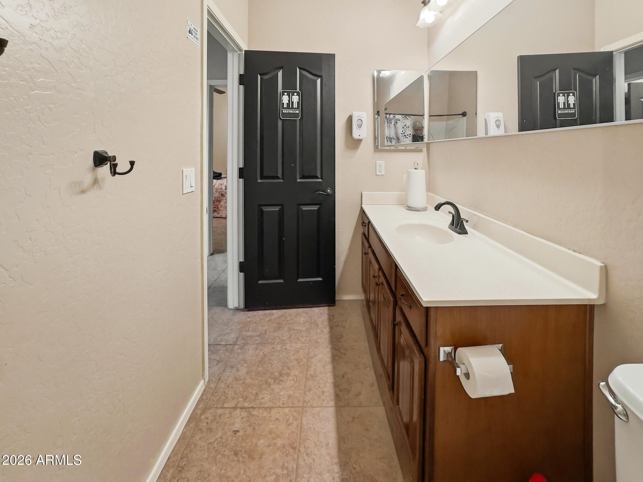 2925 East Andre Avenue Gilbert, AZ 85298 - Photo 13 of 26 Restroom
