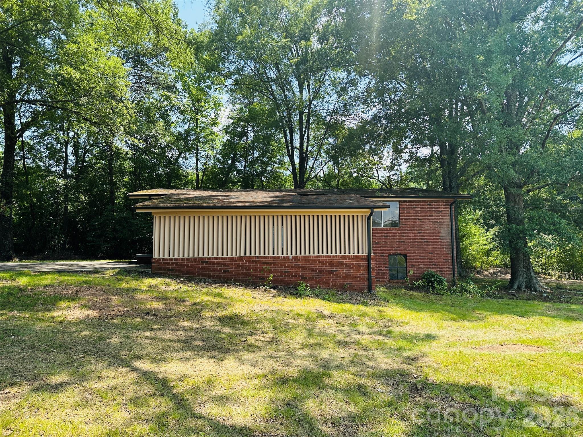 14 Pop Davis Road Taylorsville, NC 28681 - Photo 2 of 6