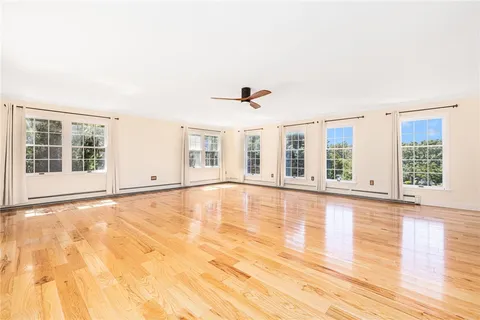 $1,125,000 | 18 J H Dwyer Drive, Middletown, RI 02842