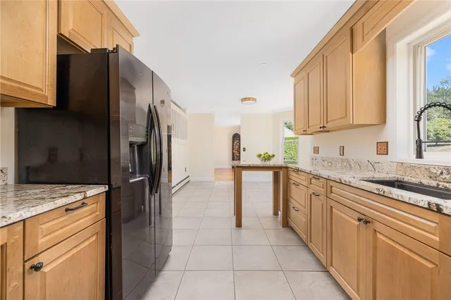 $1,125,000 | 18 J H Dwyer Drive, Middletown, RI 02842