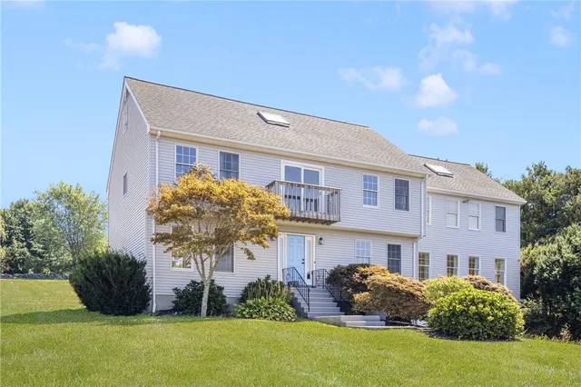 $1,125,000 | 18 J H Dwyer Drive, Middletown, RI 02842
