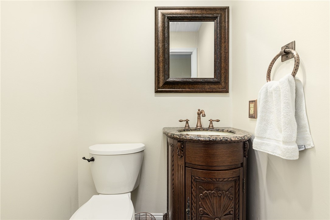 18 J H Dwyer Drive Middletown, RI 02842 - Photo 22 of 42