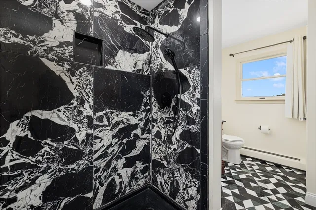 $1,125,000 | 18 J H Dwyer Drive, Middletown, RI 02842