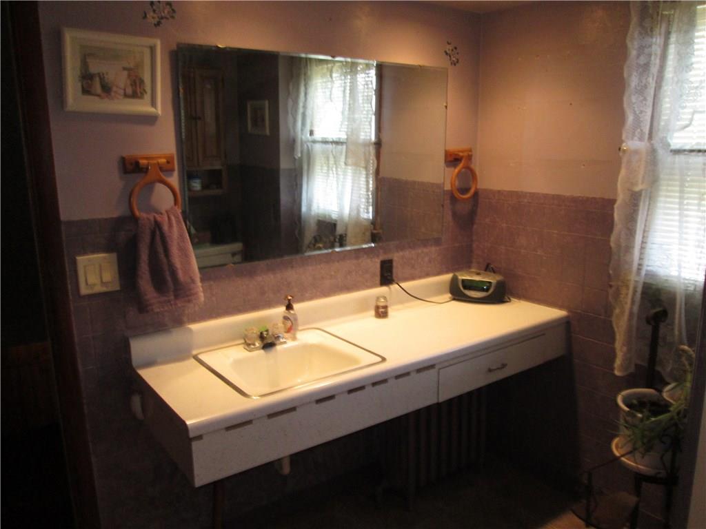 329 New York Avenue Rochester, PA 15074 - Photo 19 of 24 Gallery Image 19