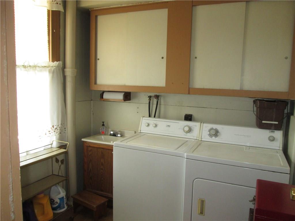 329 New York Avenue Rochester, PA 15074 - Photo 20 of 24 Gallery Image 20