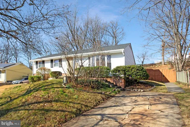 $425,000 | 8345 Verona Drive, Hyattsville, MD 20784